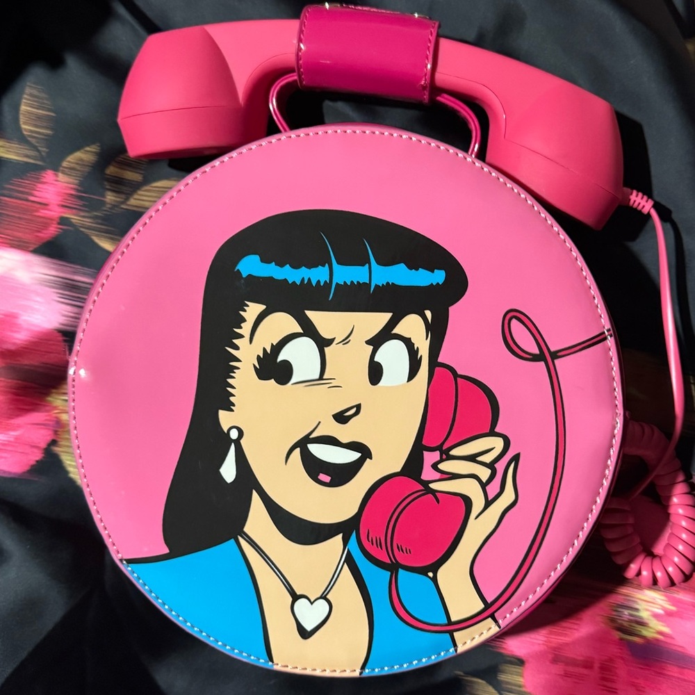 Dolls Kill Archie’s Comic Cartoon Crossbody Bag